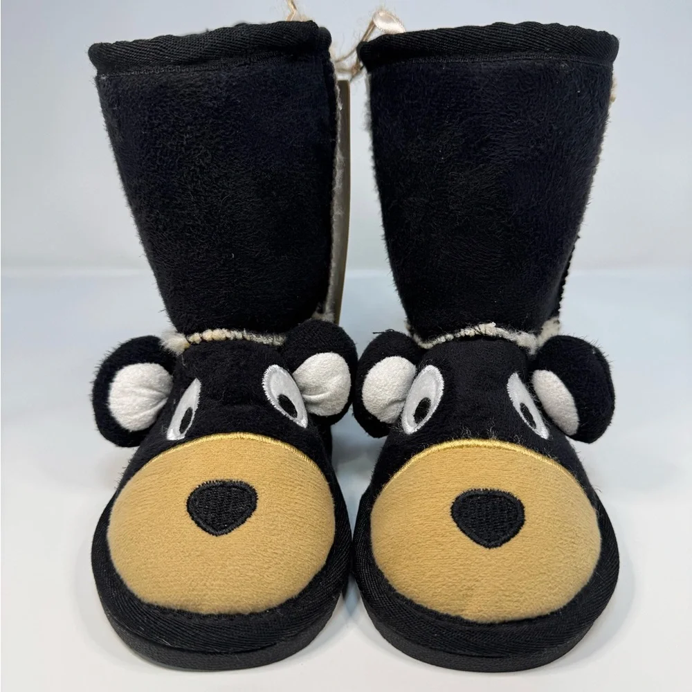 Lazy‎ One Black and Tan Bear Booties